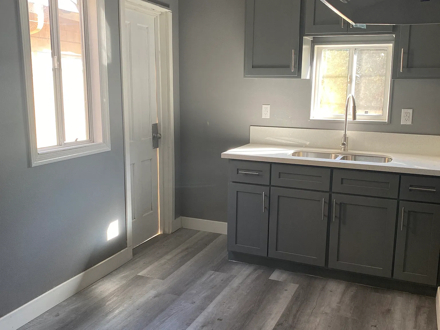 2 bed, 800 sqft, $2,695 — Photo 4