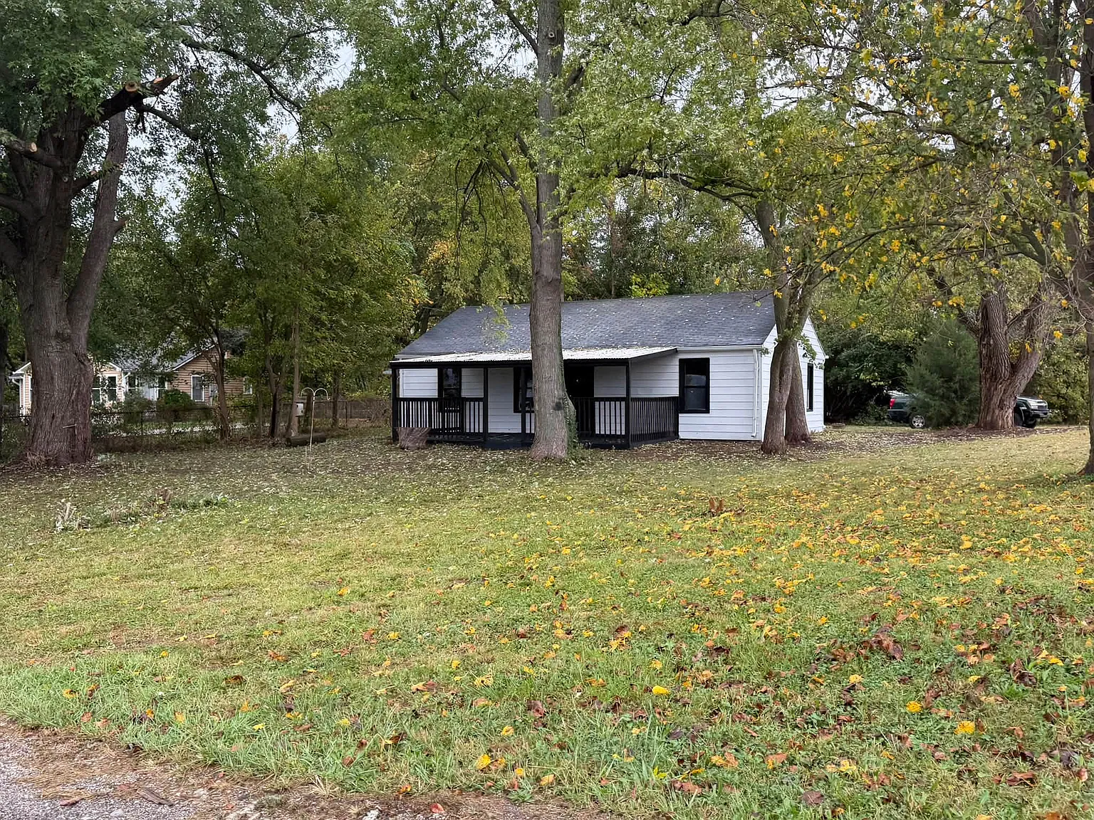 3 bed, 912 sqft, $1,795 — Photo 1