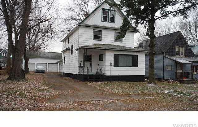 1st image of 3647 Lakeview Ave