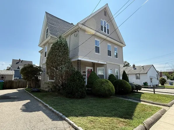 7 Pembroke St, Medford, MA 02155