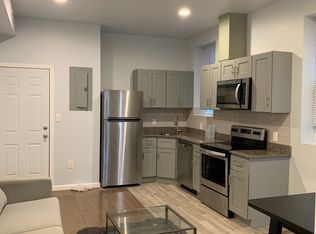 1609 S Broad St #2R, Philadelphia, PA 19148