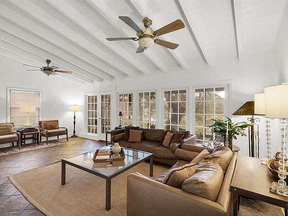 5th image of 6 Highpoint Dr