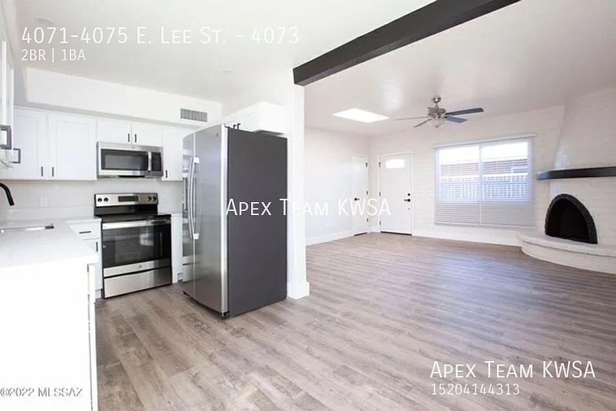 $1120- 2 Bed | 1 Bath Unit in Mid-Town Available NOW! — Photo 2