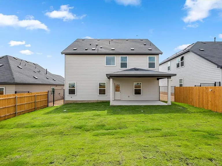 4909 Sea Salt Dr — Photo 5