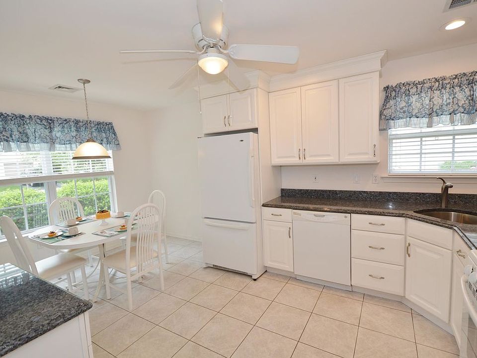 1st image of 2406 Torrington Dr