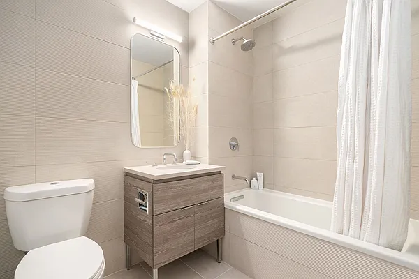 Rented by Bold Marketing | media 52