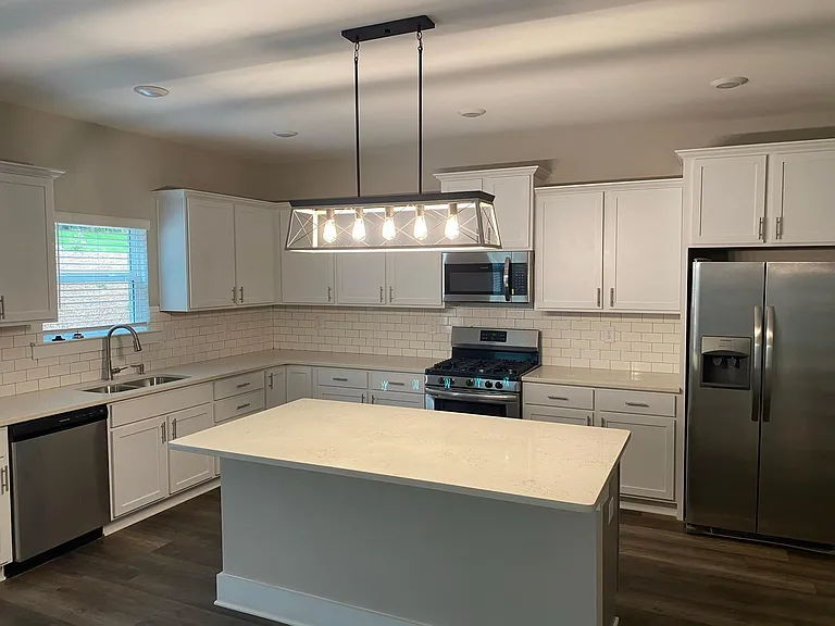 6017 Southland Dr — Photo 3