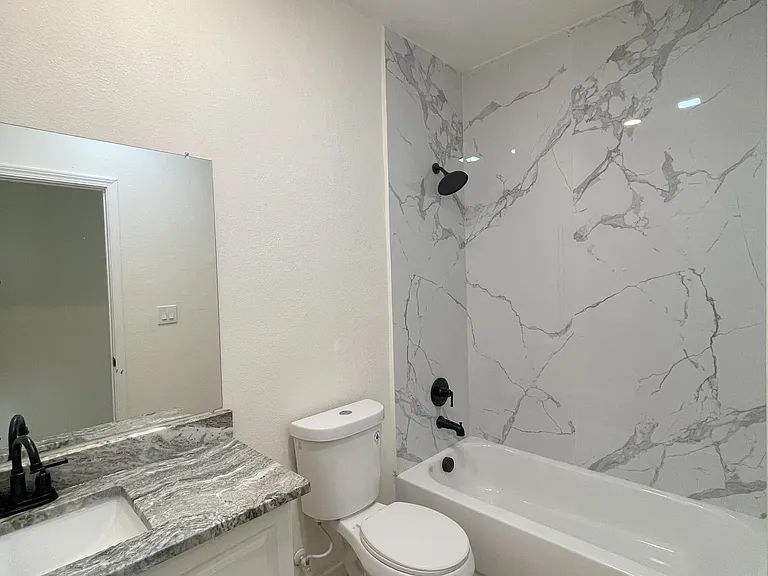610 Pecan Valley Dr — Photo 8