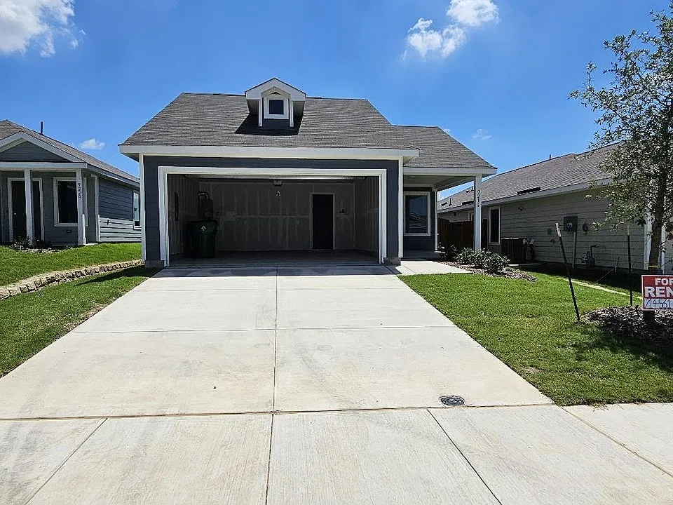 9216 Grackle Pl