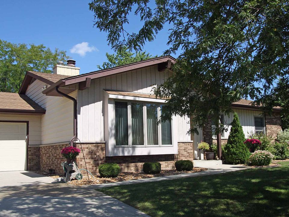7048 Ernest Drive