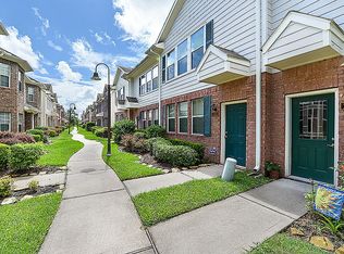 2029 Kemah Village Dr, Kemah, TX 77565