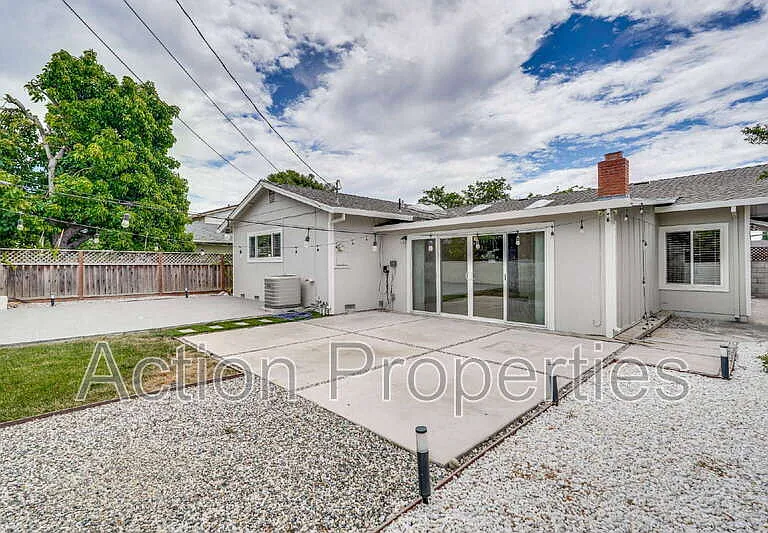 2126 Warmwood Ln — Photo 26