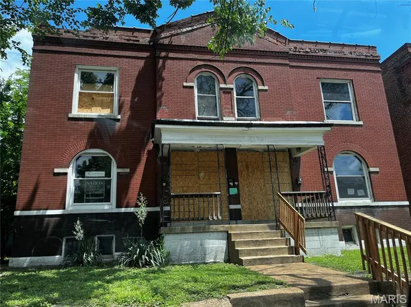 4149 Labadie Ave, Saint Louis, MO 63115