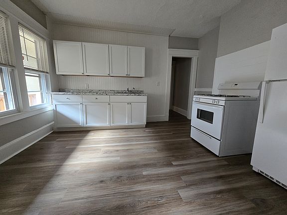 4th image of 47 Hollywood St #2R