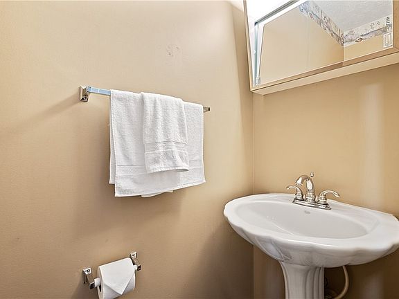 4th image of 1209 Gneiss Dr #1209