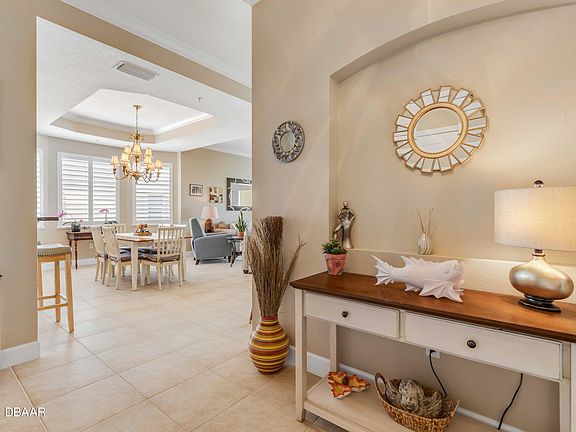 4th image of 95 Ocean Crest Way APT 521