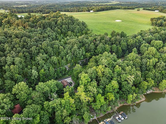 4th image of 418 Lake Forest Ln