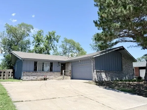 2704 Belmont Blvd, Salina, KS 67401