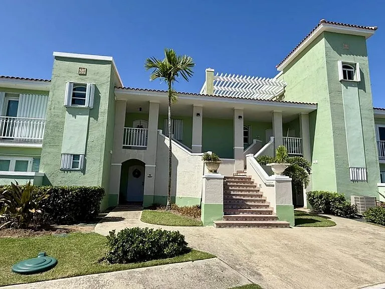 COND FAIRLAKES 3 APT 8244 (Mare Sereno) — Photo 1