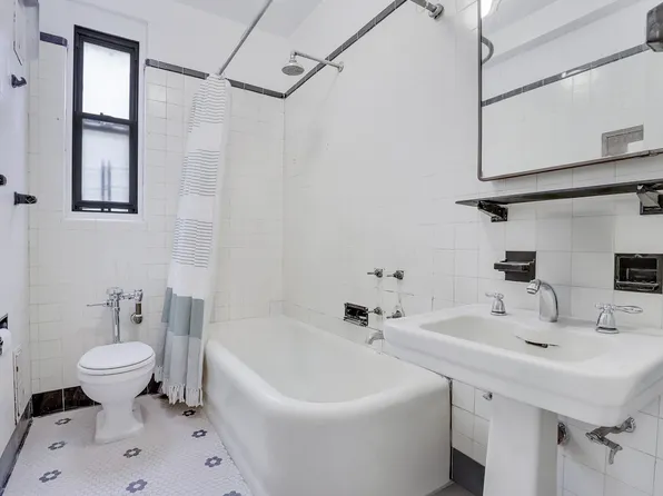 400 West End Avenue image 11 of 11