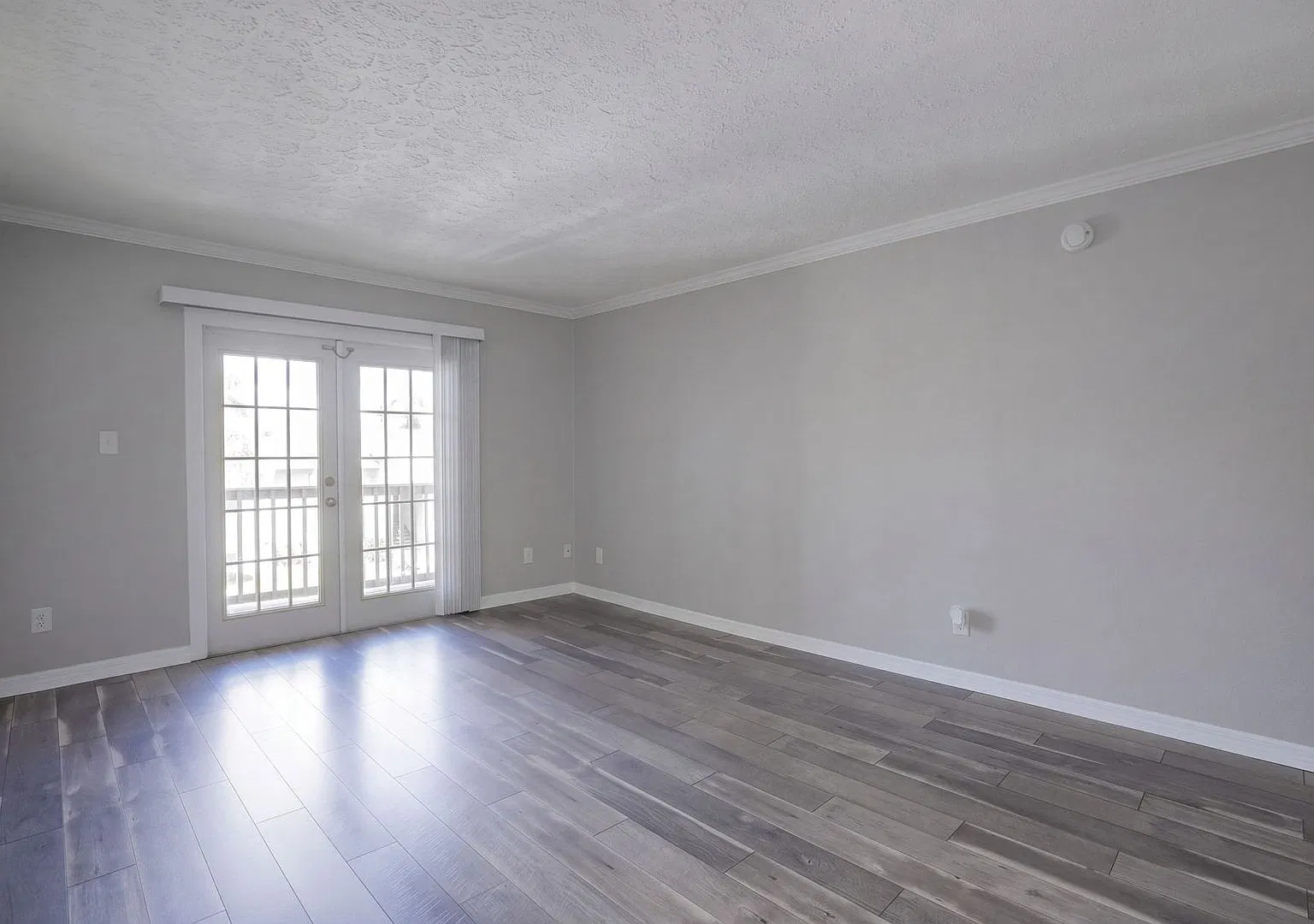 1/1 Condo in Altamonte Springs ~ New Flooring, Granite Counters, SS Appliances! — Photo 4