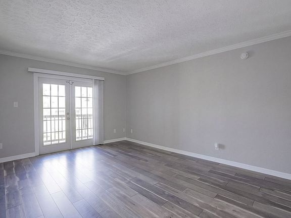 4th image of 345 Wymore Rd APT 201