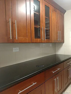 Rented by Trusted Property Advisors Corp | media 16