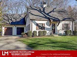 790 Edgewood Dr, Glen Ellyn, IL 60137