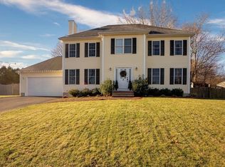 2 Helen Dr, Woburn, MA 01801