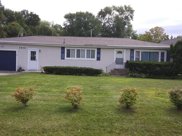 2648 Holiday Rd, Traverse City, MI 49686