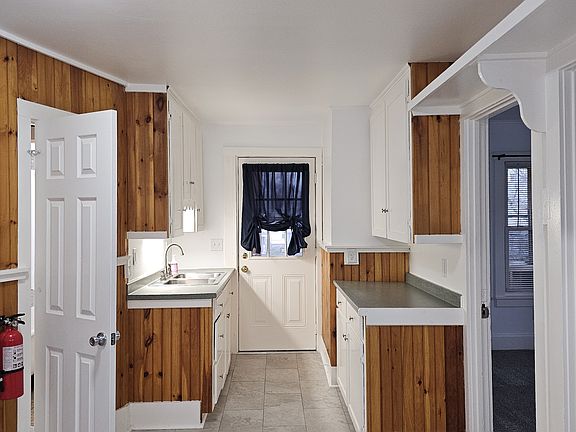 4th image of 12 Maple St #B