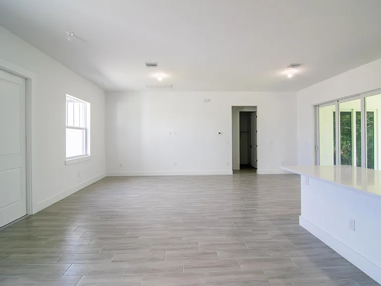 10654 Washington Rd — Photo 11