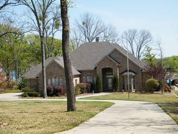 1st image of 240 Stonewall Dr Ph I