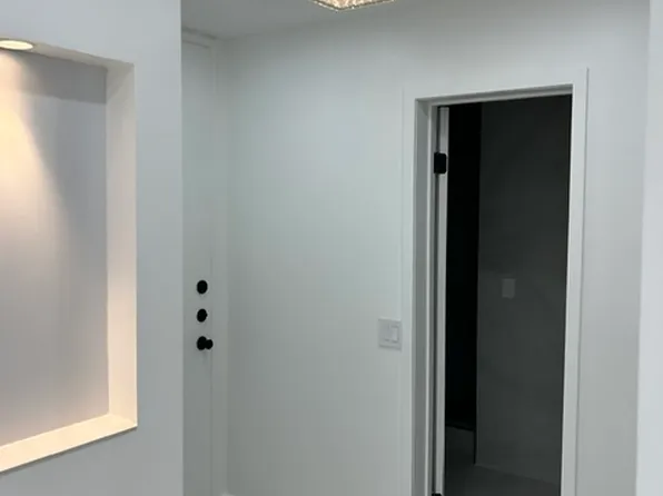 10747 Wilshire Blvd APT 1206, Los Angeles, CA 90024
