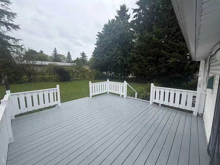 6733 Kinne Rd — Photo 1