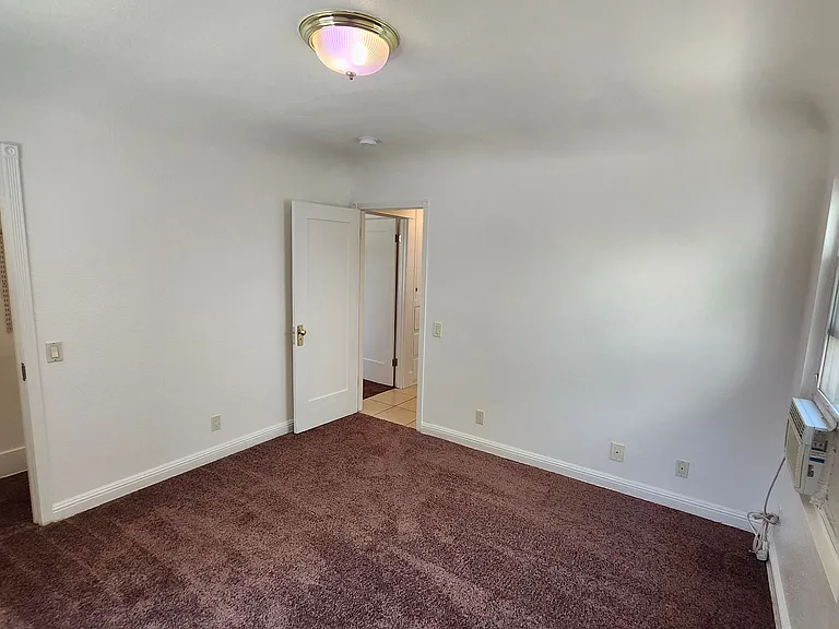 404 Plaza Serena — Photo 22