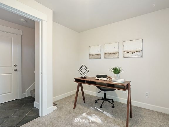 4th image of 10301 Midvale Avenue N #A