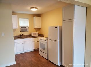 219 Jackson Ave #B, Bacliff, TX 77518