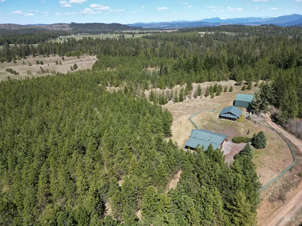 4975 Middle Rd, Lenore, ID 83541