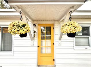 438 Davis St, Traverse City, MI 49686