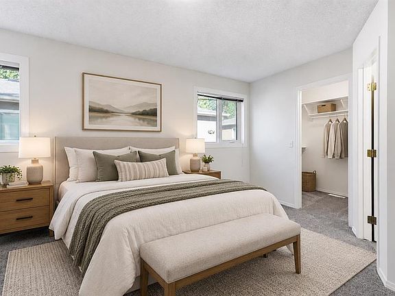 4th image of 2132 W 35th Ave SW #2