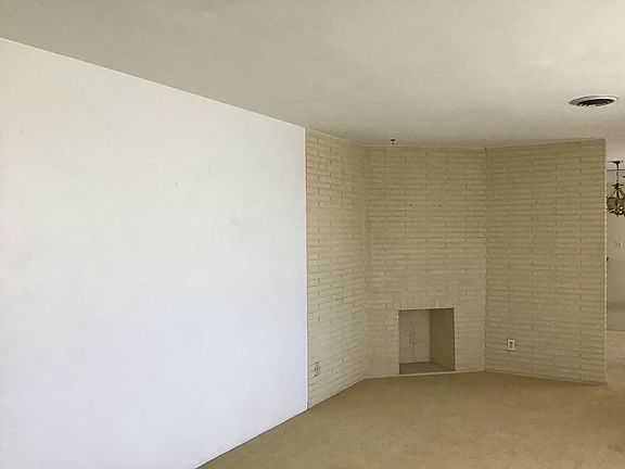 3rd image of 864 Peninsula Dr