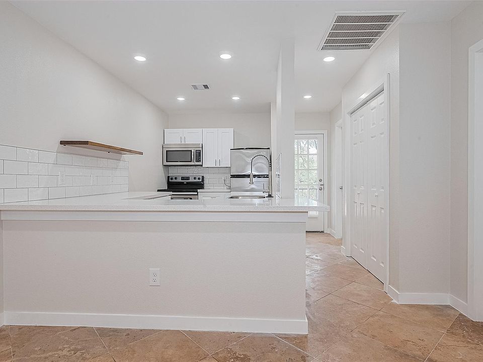1st image of 3300 Yorktown St APT 17