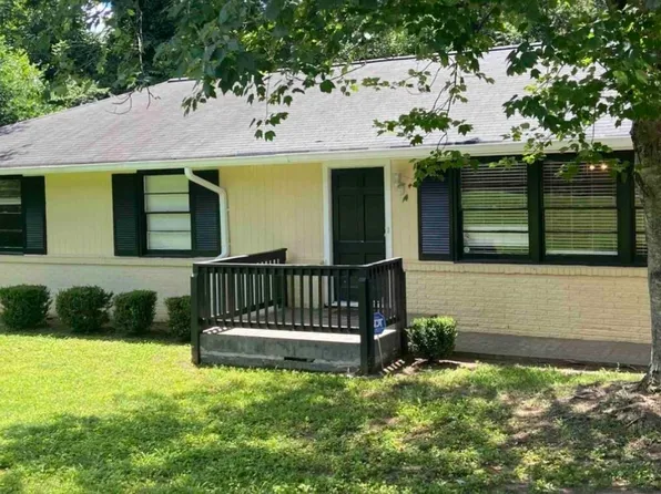 3041 Lake Jodeco Rd, Jonesboro, GA 30236