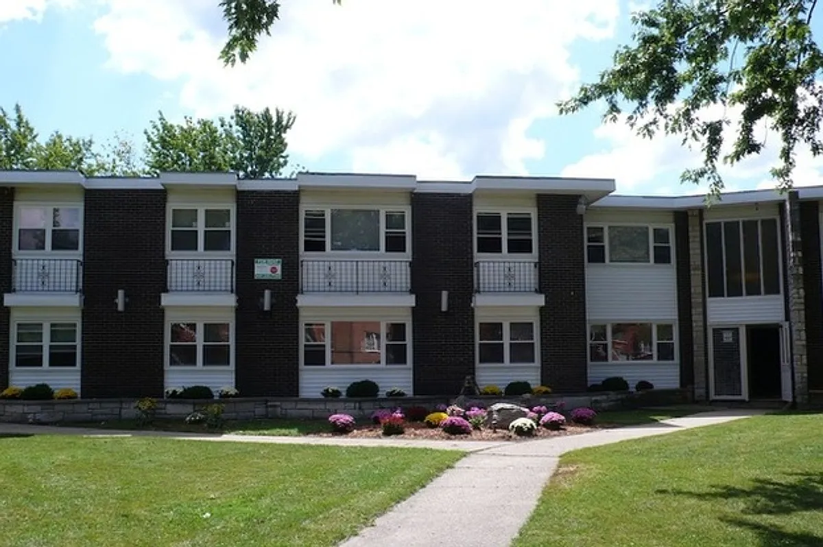 Building Photo - 2125 Georgetown Ln