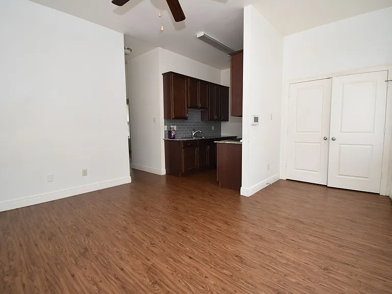 2408-2464 W Barnett Springs Ave — Photo 24