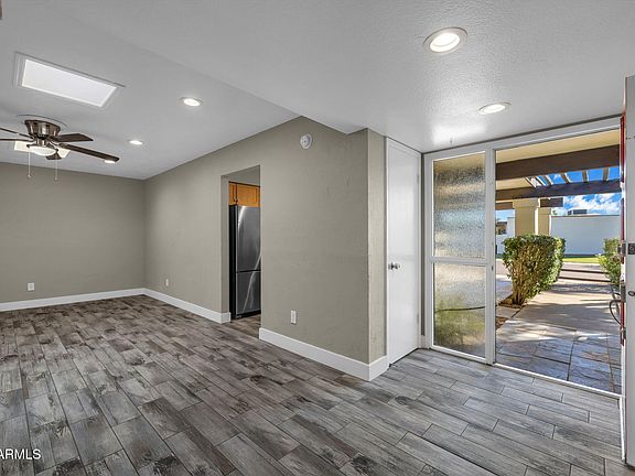 5th image of 2616 S AZALEA Drive