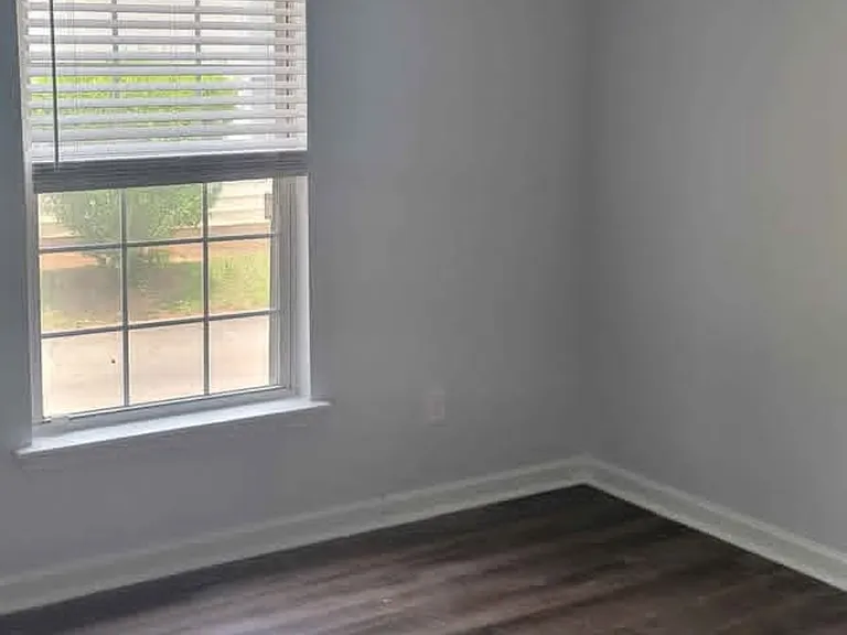 3525 Ten Oaks Cir — Photo 7