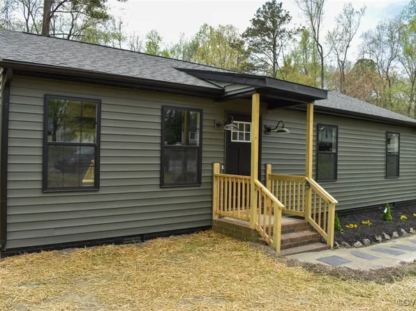 8911 Huntingcreek Ter, North Chesterfield, VA 23237