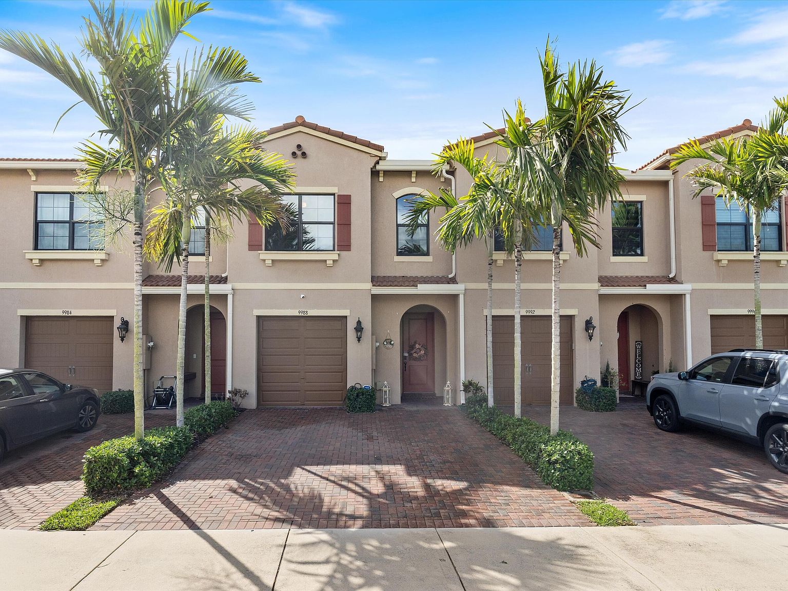 9988 Brickhill Drive